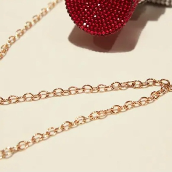 NWOT Red Lipstick Diamond Rhinestone Purse Luxury Handbag Clutch Pouch Prom Bag - Picture 9 of 11